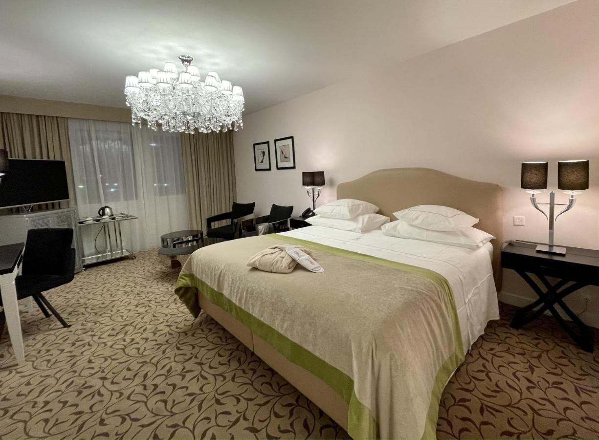 Hotel Adriatica Genf Kültér fotó